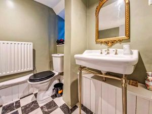 Photo 11- click for photo gallery